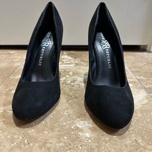 Rock & Republic Elegant Black Heels